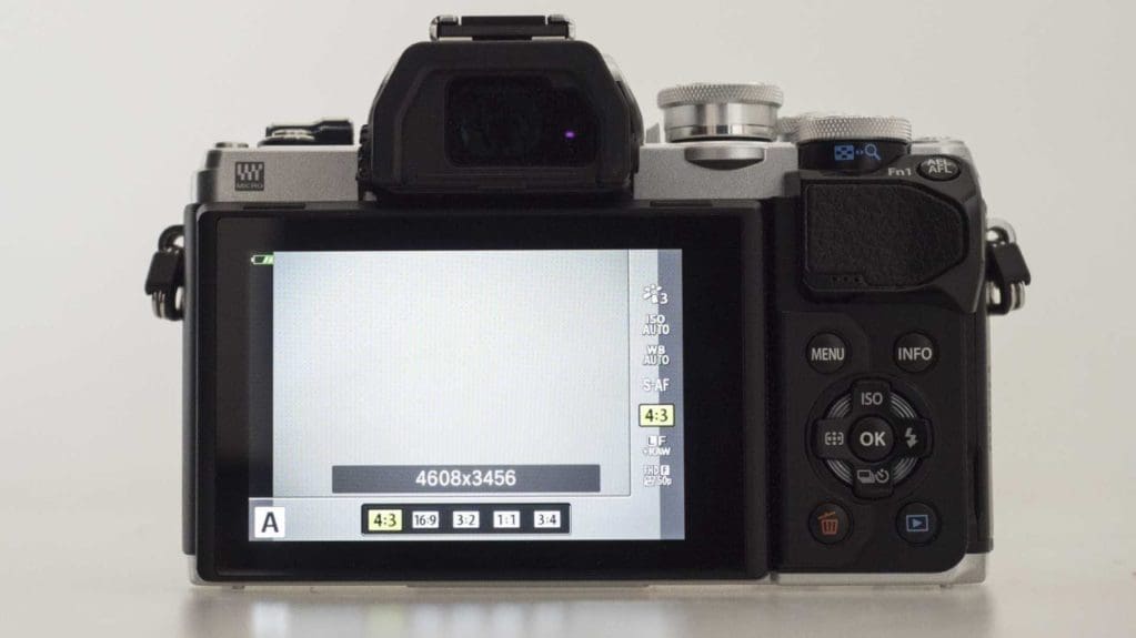 Olympus OM-D E-M10 Mark III review - Camera Jabber