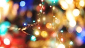 7 quick tips for photographing holiday lights at home