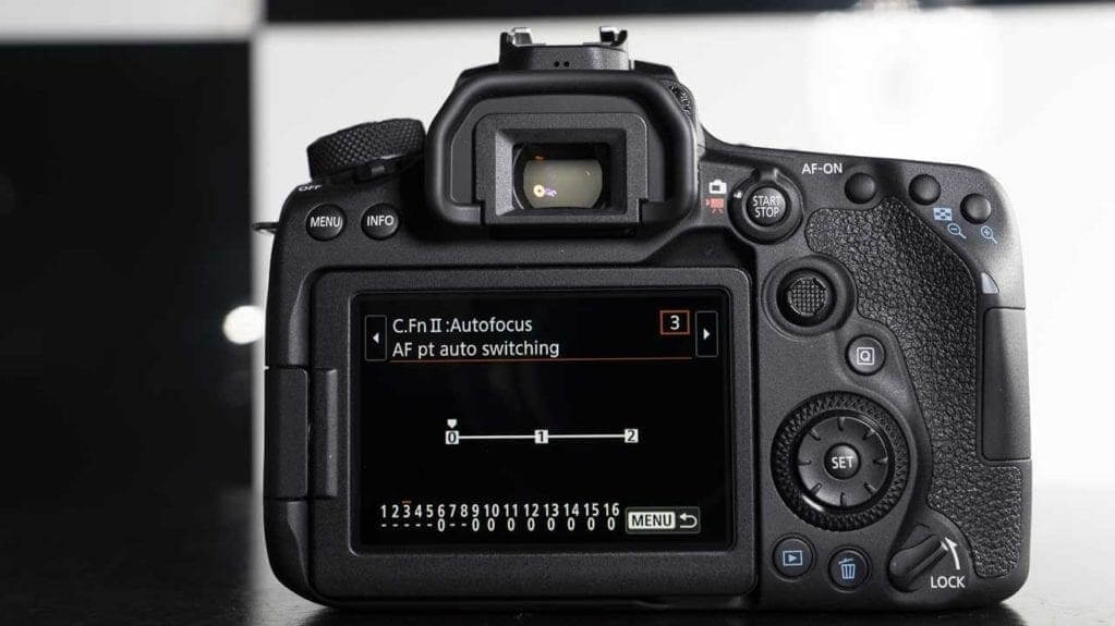 Canon 90D Review