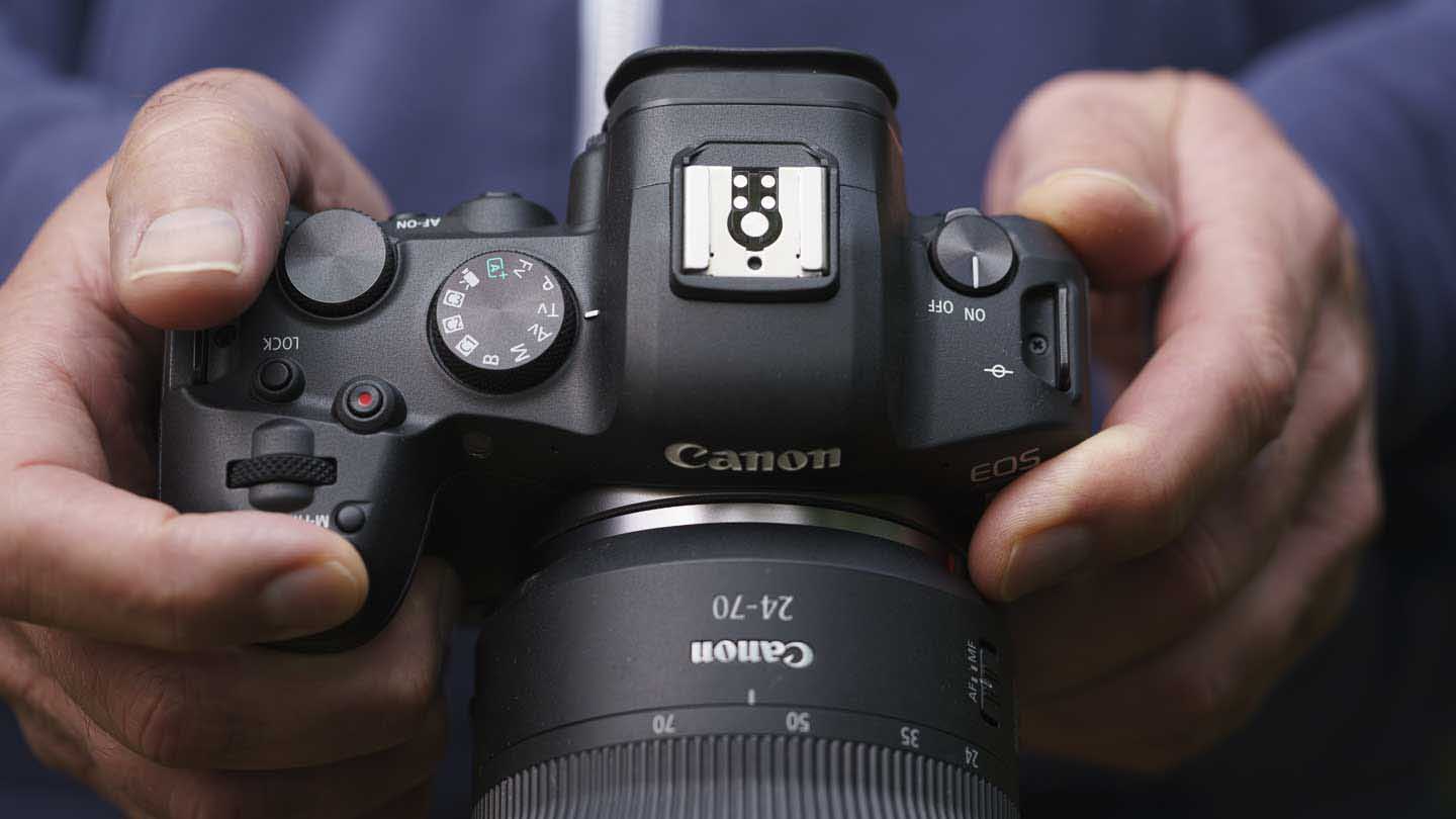 סקירת Canon EOS R6