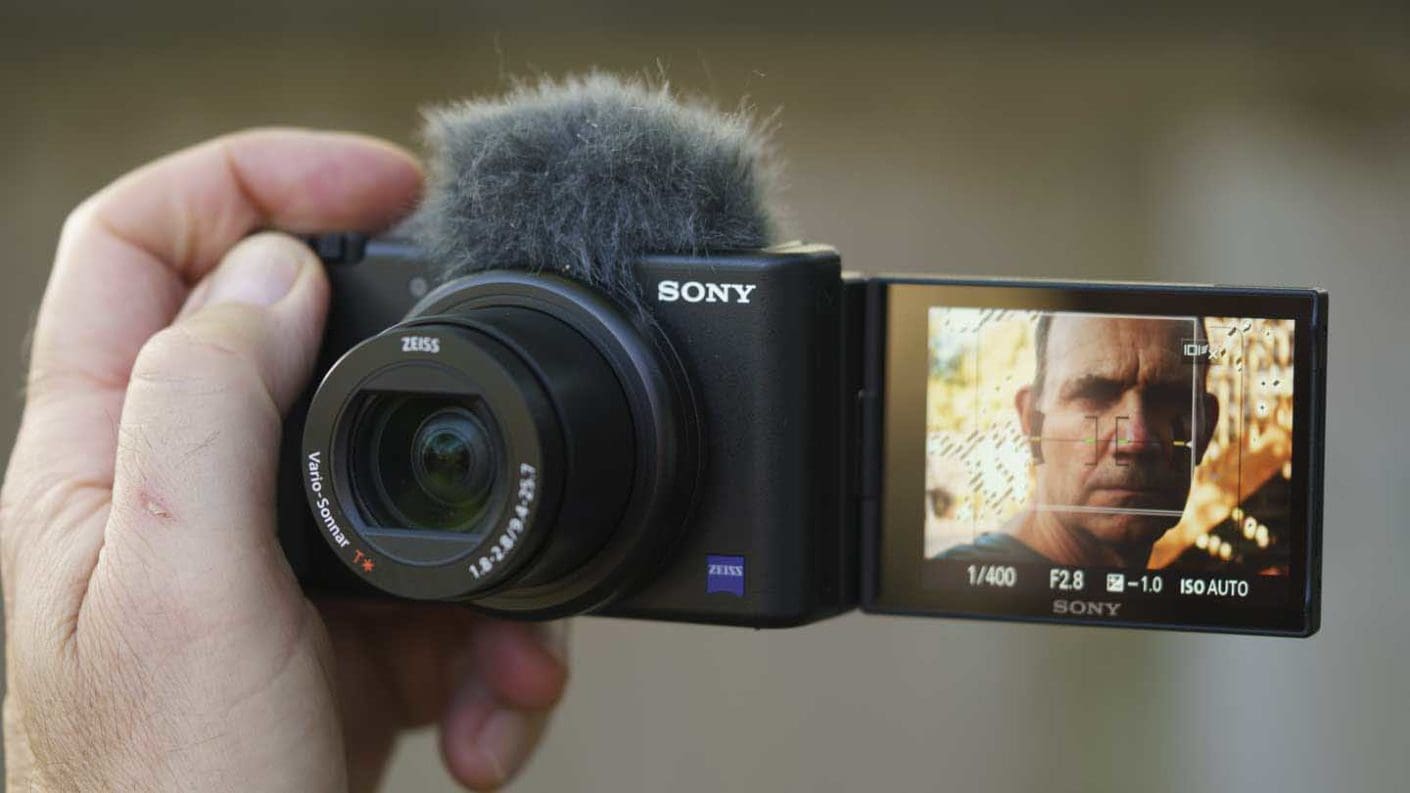 Buy Guides: The Best Sony Video Cameras for Video Creators