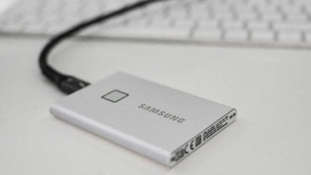 Samsung SSD T7 Shield Review - Camera Jabber