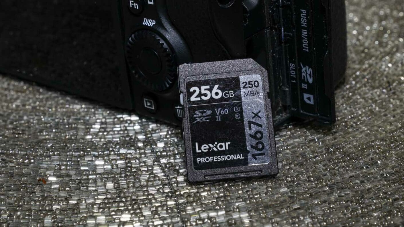 Lexar Professional 2000x SD Card 128GB, SDXC UHS-II Memory Card