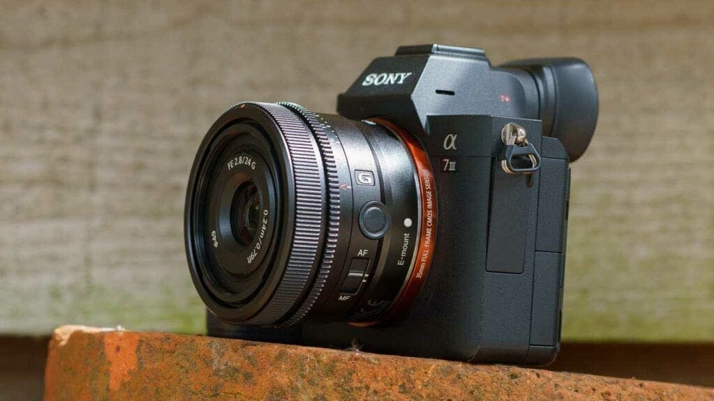 Sony FE 24mm F2.8 G Review - Camera Jabber