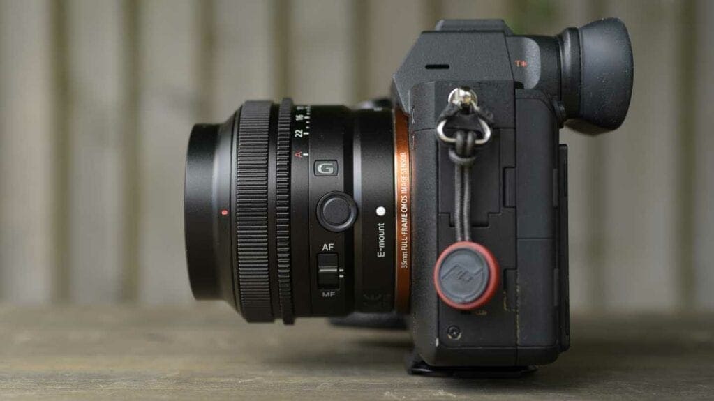 Sony FE 40mm F2.5 G Review - Camera Jabber