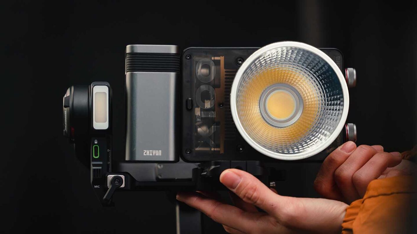 Discover the MOLUS X100: A Powerful, Portable COB Light by ZHIYUN - Camera  Jabber