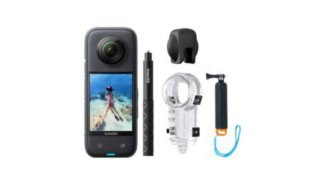 Insta360 launches X3 Invisible Dive Kit for filming 360 underwater