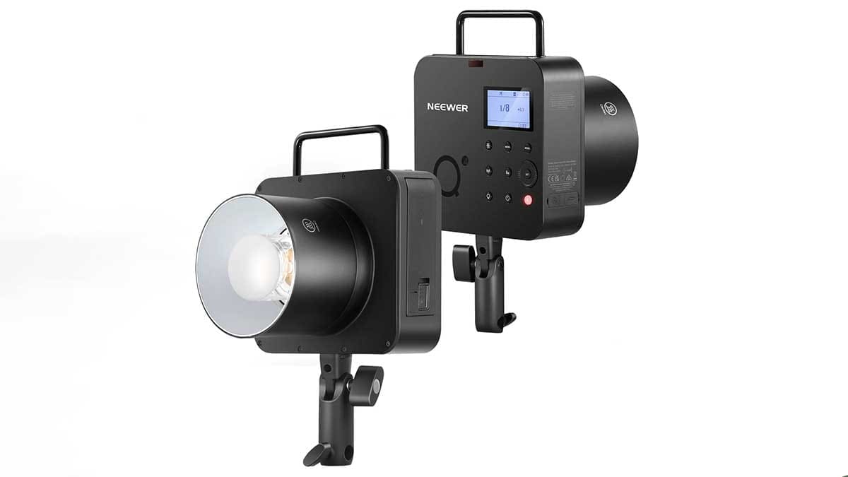 NEEWER release the Q4 400Ws 2.4G TTL Flash - Camera Jabber